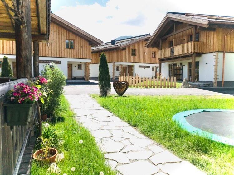 Sieglhub Chalets - Appartements - Hotel Flachau Exterior foto